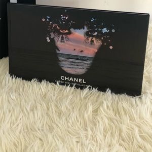 Chanel Table book Only